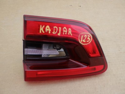 Лампа правий задня задня w кришка renault kadjar фото №1