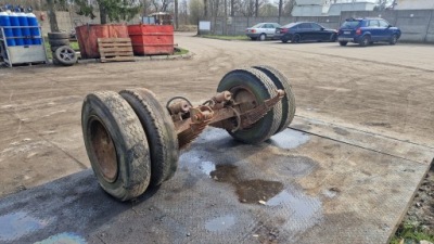 Bardzo посилена oś od polskiej причепа niskopodwozie ресори колеса фото №1