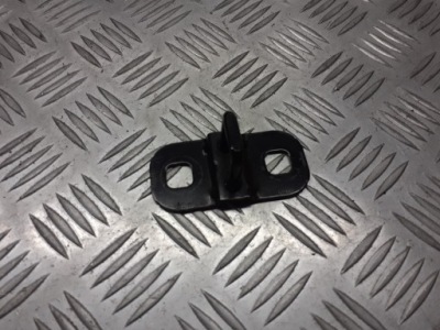 Засувка замка кришки opel astra j 1.4 t фото №1