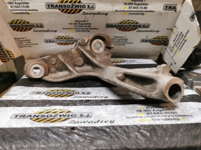 Кронштейн правая кронштейн подрамник renault clio v 548502436r , a119279 all/1/b4 фото №1