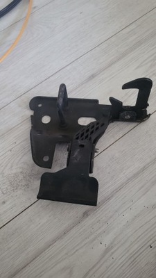 Audi a6 c6 замок засувка капот 4f0823480b фото №1