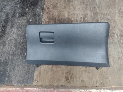 Бардачок пассажира toyota yaris iii фото №1