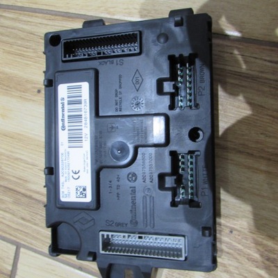 Модуль коробка bcm 284b16739r renault clio iv фото №1