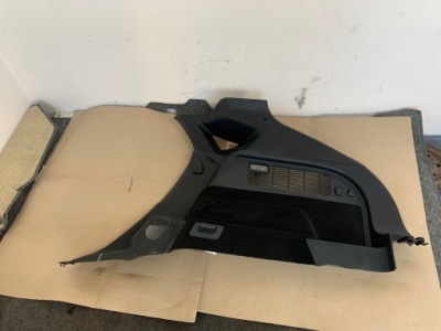 Ford mustang mach-e 21r rwd обшивка оббивка багажника правий задня задня фото №1