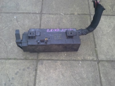 Коробка запобіжників jeep cherokee 2,8 lift kj фото №1