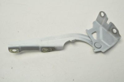 Isuzu d-max 3 петля капот 23r фото №1