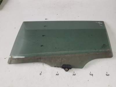 Kia sportage 3 iii 11r стекло дверь левая задняя фото №1