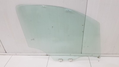 Скло бічна права передня двері nissan nv 200 фото №1
