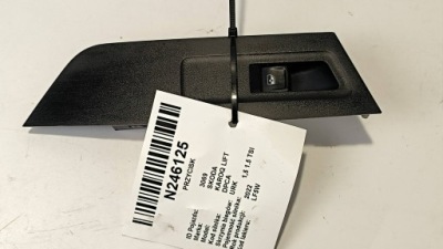 Кнопка 5q0959855k skoda karoq lift фото №1