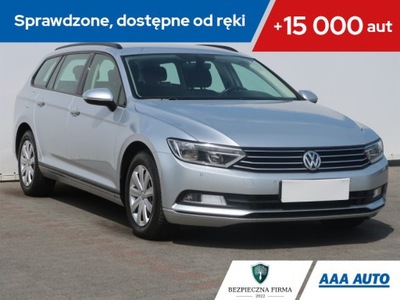 VW Passat 2.0 TDI, Salon Polska, Klima