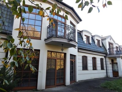 Dom, Jarosław (gm.), 342 m²