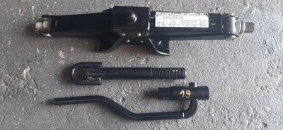 Підйомник домкрат автомобільний renault master фото №1