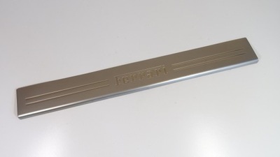 Ferrari ff gtc4 молдинг поріг накладка поріг двері фото №1