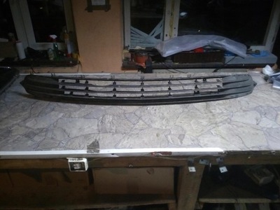 Opel combo c 2000-2003 решётка радиатора заглушка середина org. фото №1