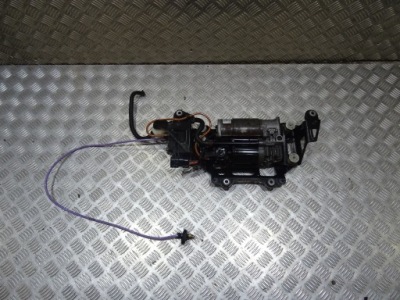 Компресор помпа підвіска org audi a8 d4 4h0616005c фото №1