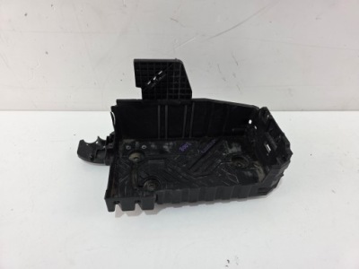 Основание аккумулятор peugeot 2008 2 9823533180 фото №1