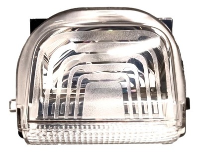 Mercedes sprinter поворотник дзеркало правого фото №1