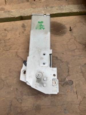 Volvo v90 s90 16-24 зона деформации правая оригинальная фото №1