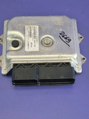 Бортовий комп'ютер ecu двигуна alfa romeo mito 51880177 фото №1