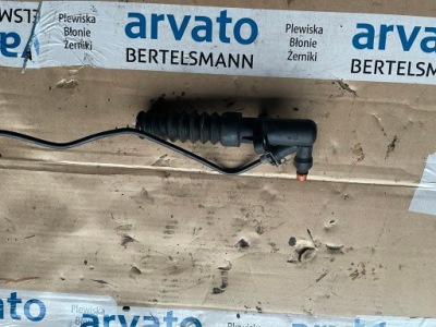 Цилиндр сцепления 9809468580 combo proace ii expert iii traveller rifter 5008 ii фото №1