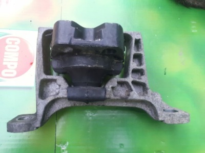 Кронштейн кронштейн подушка focus c-max 03-2010 фото №1