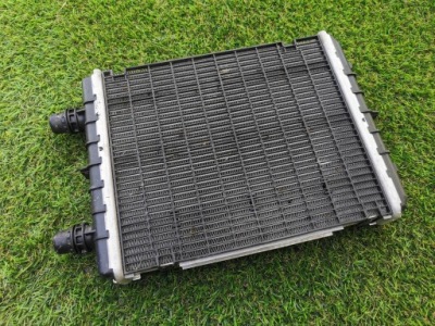 Mercedes радиатор левая a0995005800 фото №1