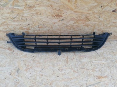 Решётка средняя бампера перед peugeot 207 lift 2009- фото №1