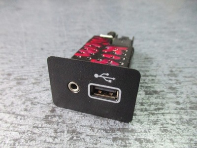 RANURA AUX USB NISSAN MICRA 284H3-5FA0C  