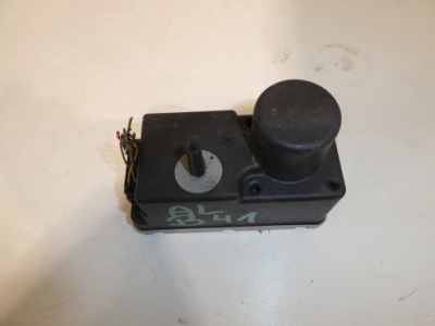 Помпа замка центрального vw golf iii 1h0962257 фото №1