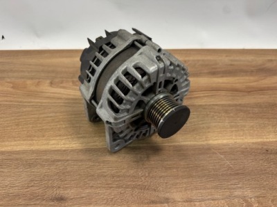 Генератор renault master iii master iv opel movano b 2.3 dci 231007619r фото №1