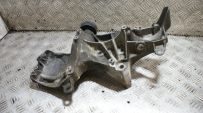 Кронштейн кронштейн генератора renault laguna 2 1.6 1.6v 8200169566 фото №1