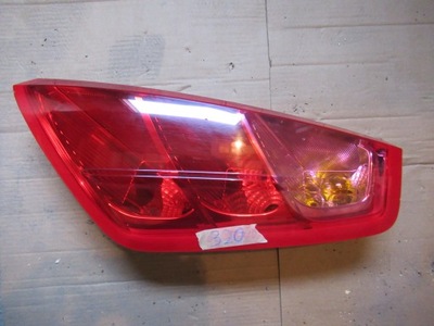 Fiat grande punto лампа правая задняя правый 27460202 фото №1