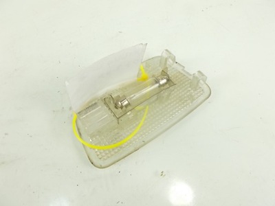 Лампа освітлення салону volvo c30 rok 06-10 s40 v50 v70 фото №1