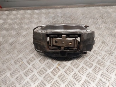 Tesla model s перед сторона левая суппорты фото №1