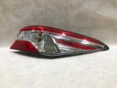 Toyota camry ix 18- sedan лампа задня права usa! фото №1
