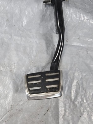 Педаль тормоза audi a4 b9 8w1723140c фото №1