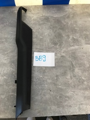 Молдинг багажника mercedes e w212 2128490603 фото №1