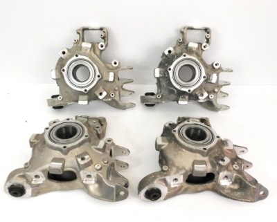 Porsche taycan поворотний кулак ліва задня 9j0505435a nowa фото №1