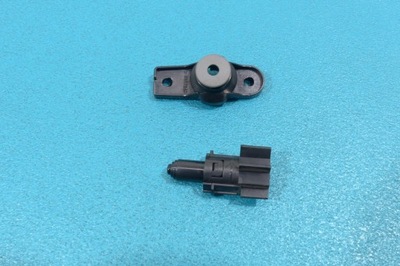 SENSOR MERCEDES W221 A2218300672  