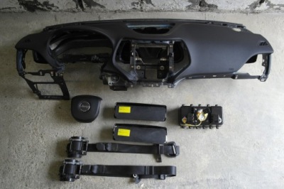 Jeep cherokee kl подушка безопасности ремни приборная панель консоль приборная панель pulpit полка pas фото №1