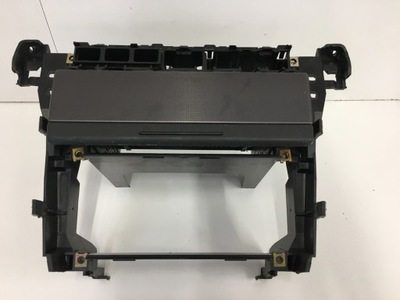 Audi a6 c5 рамка корзина радіо lift 4b0858005c фото №1