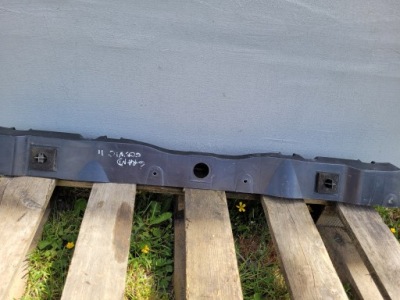 Renault scenic ii напрямна кронштейн бампера задня фото №1