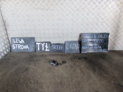 Клипса задняя средняя 9681543677a citroen c4 i grand picasso 06-13r. фото №1