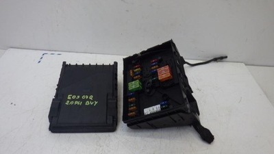 Коробка предохранителей vw eos 2.0 fsi 1k0937132f фото №1