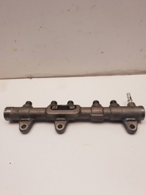 Шланг упорскування bmw 2 f22 f23 8514154 фото №1