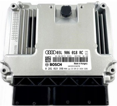 Бортовий комп'ютер блок керування двигуна ecu audi q3 8u 2.0 tdi 03l906018rc фото №1