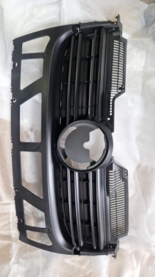 Решётка радиатора vw passat vag оригинальный номер 1k5853651hgru фото №1