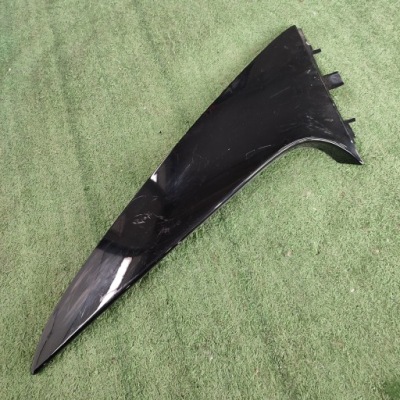 Права молдинг кришки ford kuga mk3 lv4b-s442a92-abw фото №1