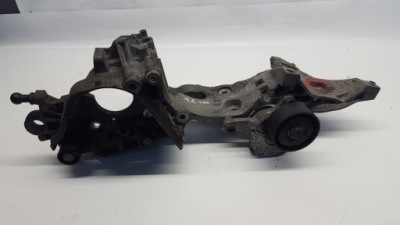 Vw passat b8 15-22 1,6 tdi кронштейн генератора 04l903143b фото №1