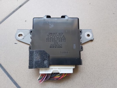 Toyota prius ii модуль блок управления 89990-47020 фото №1